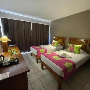 Tiki - D'application Du Lycee De Tahiti 3* Punaauia (Tahiti)